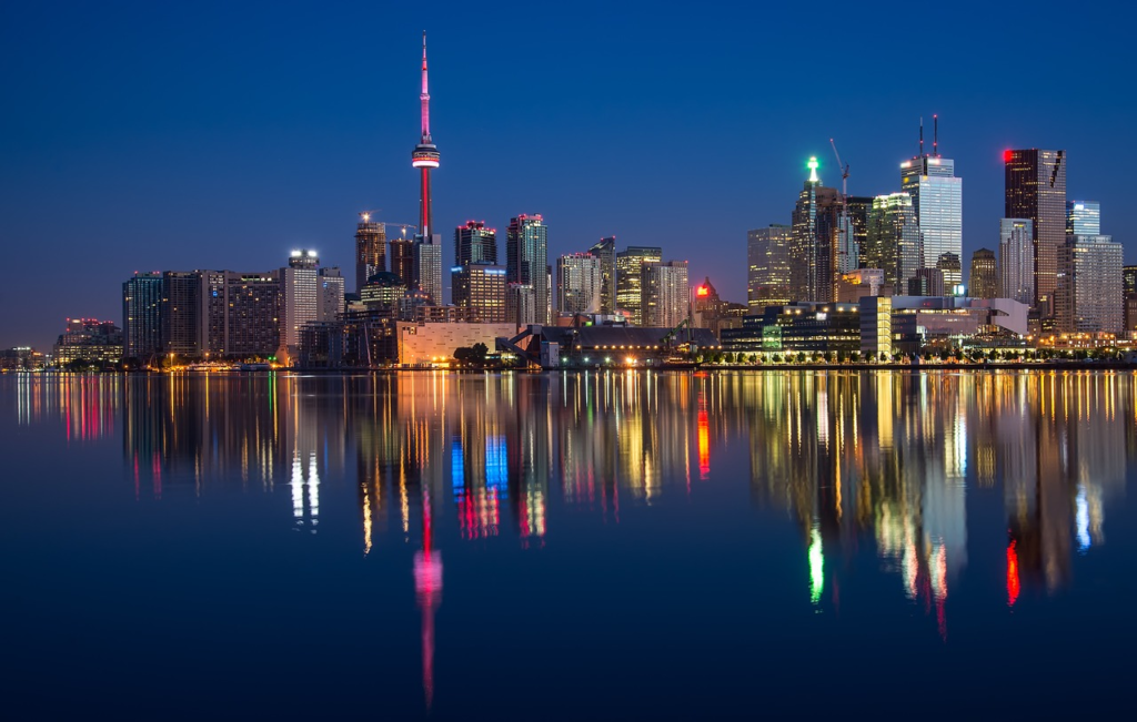 5 Reasons Why Canada Is A Great Place To Work