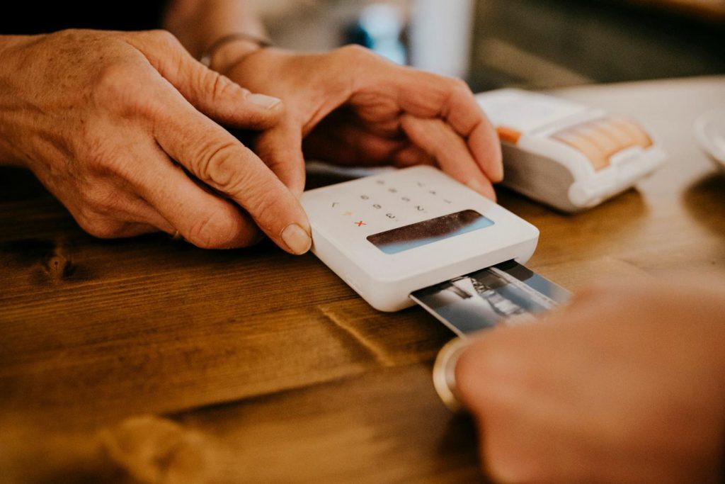 Website Payment Methods: Things for Startup Retailers to Consider
