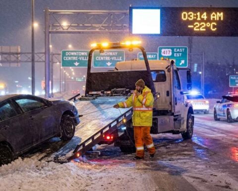 Why 24 Hour Emergency Towing Matters More in Ottawa Than Most Cities